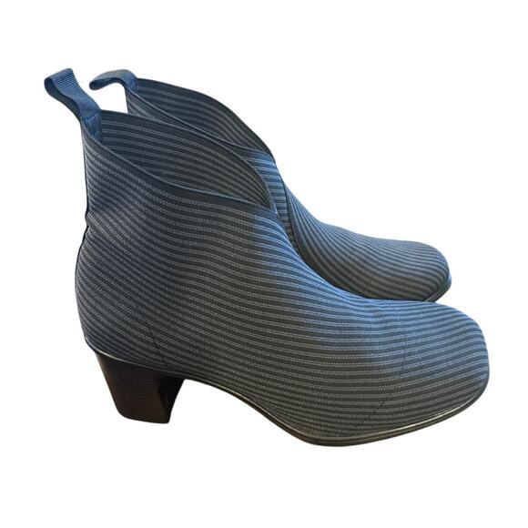 Anthropologie 8.5 Pull On Sock Boot Gray Stripe Ankle Square Toe Block Heel - Picture 5 of 9